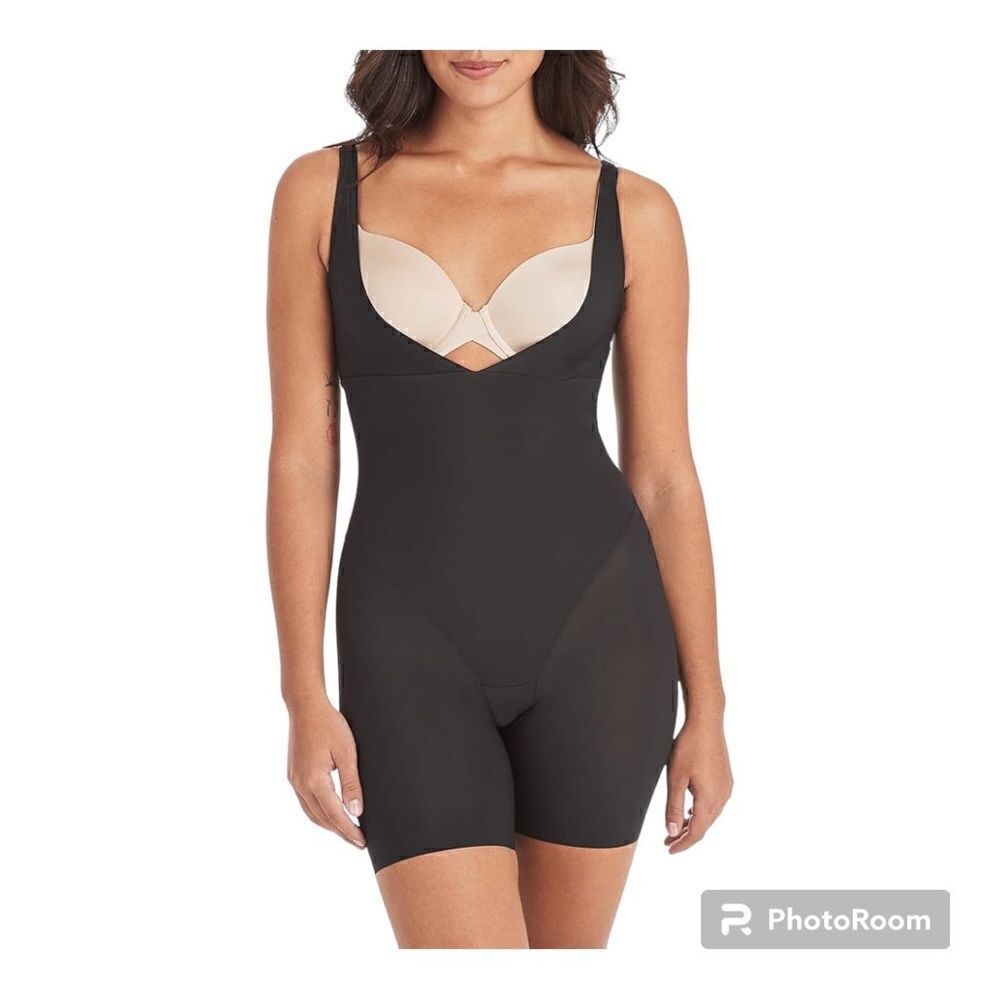 Maidenform Women's Wear-Your-Own-Bra Body Shaper, Firm Control Shapewear S